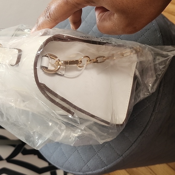 Handbag - Picture 7 of 8